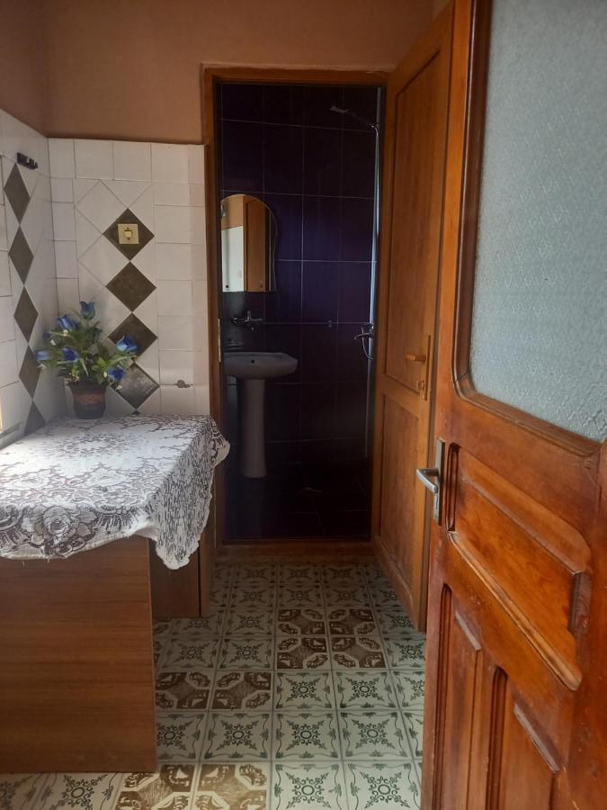 Guest House Roma คูทายสิ ภายนอก รูปภาพ